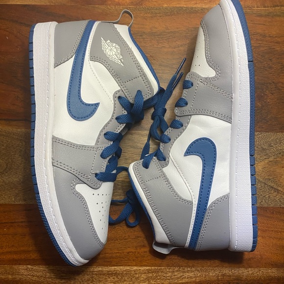 Jordan Other - Nike Air Jordan 1 Mid Cement True Blue Size US 3Y